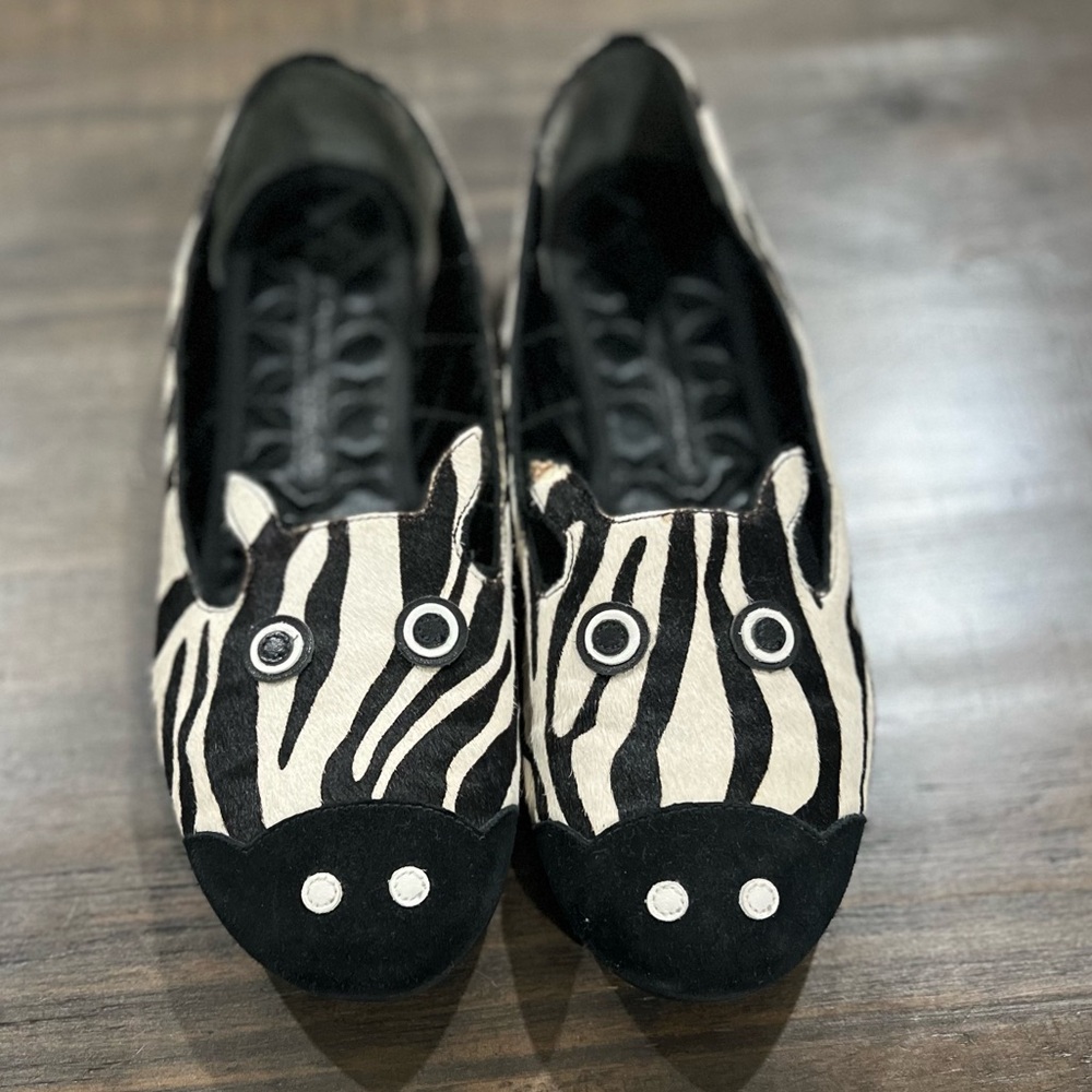 Marc by Marc Jacobs Zebra flats